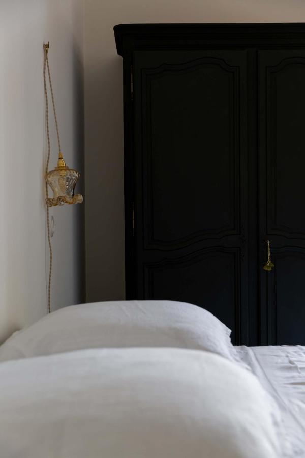 La Perroya Hotel Visan Ngoại thất bức ảnh
